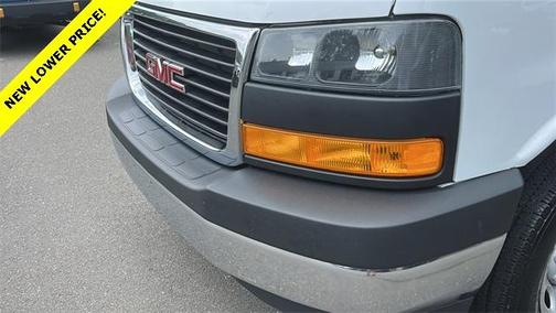 2023 GMC Savana 2500 Work Van