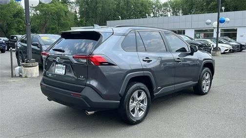2024 Toyota RAV4 Hybrid LE