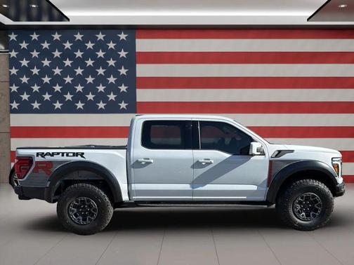 2025 Ford F-150 Raptor R