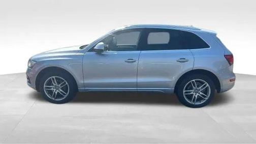 2015 Audi Q5 2.0T Premium Plus