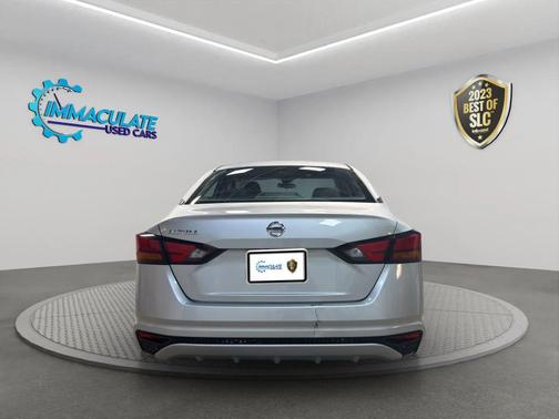 2022 Nissan Altima S FWD