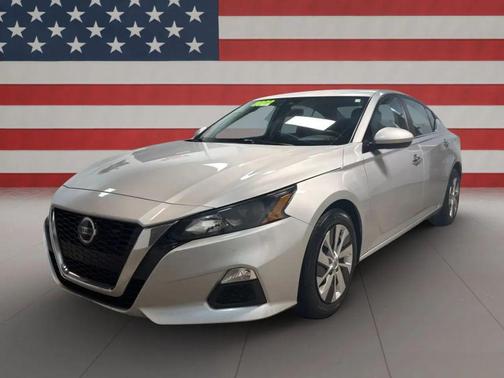 2022 Nissan Altima S FWD