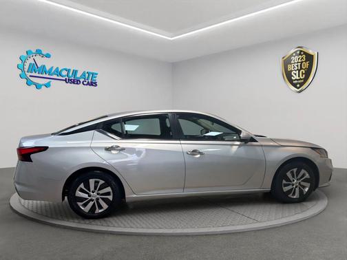 2022 Nissan Altima S FWD