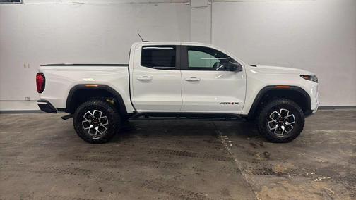 2023 GMC Canyon AT4X