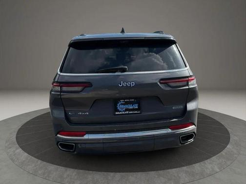 Metallic 2022 Jeep Grand Cherokee L Overland