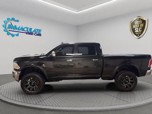 Black Clearcoat 2018 RAM 2500 Laramie