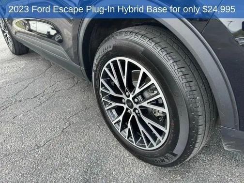 2023 Ford Escape PHEV Base