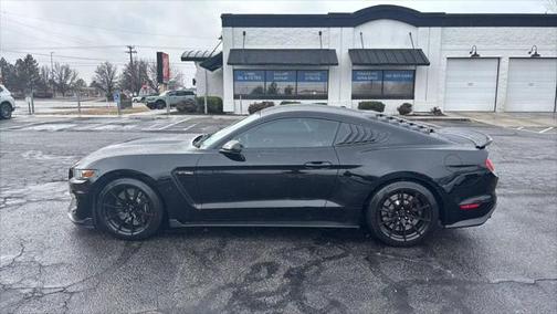 2017 Ford Shelby GT350 Base