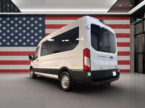 2023 Ford Transit-350 XLT