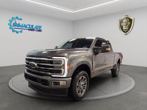 Carbonized Gray Metallic 2025 Ford F-250 Platinum
