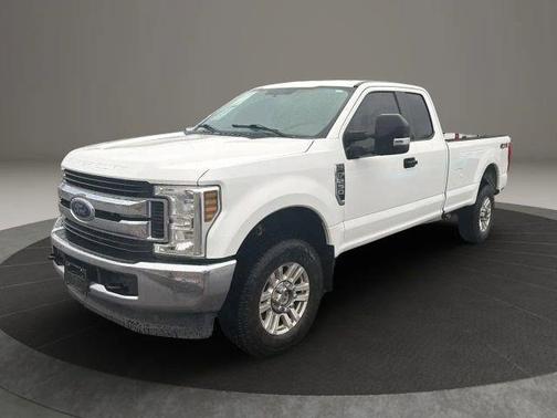 Oxford White 2019 Ford F-250 XL