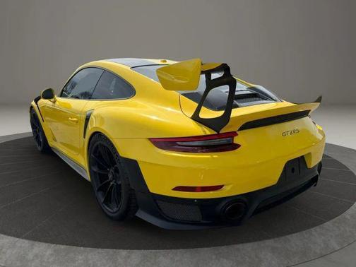 2018 Porsche 911 GT2 RS