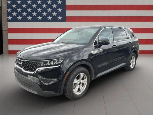 2023 Kia Sorento LX