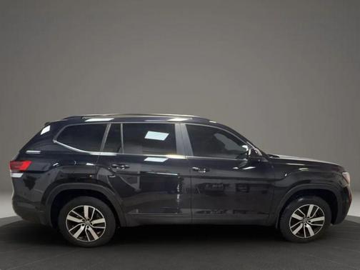 2023 Volkswagen Atlas 2.0T SE
