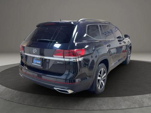 2023 Volkswagen Atlas 2.0T SE