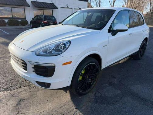 2018 Porsche Cayenne Cayenne S E-Hybrid