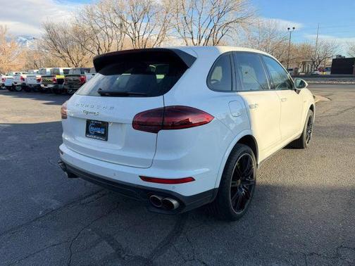 2018 Porsche Cayenne Cayenne S E-Hybrid