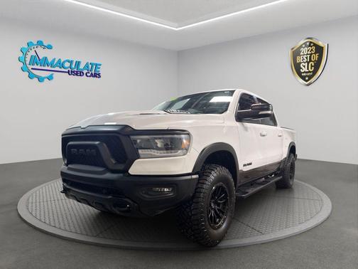 Bright White Clearcoat 2019 RAM 1500 Rebel