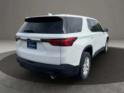 Summit White 2023 Chevrolet Traverse LS