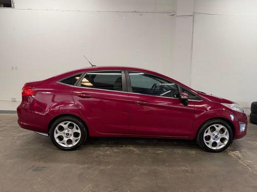 2011 Ford Fiesta SEL