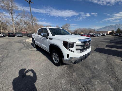 2023 GMC Sierra 1500 SLE