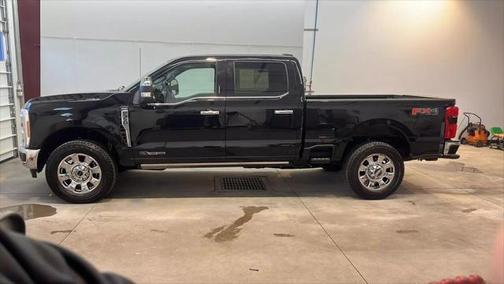 2023 Ford F-350 Lariat
