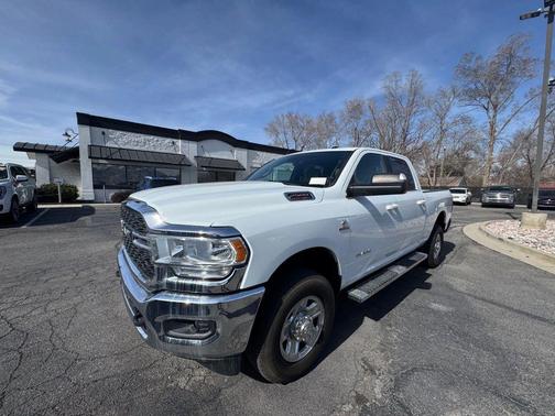 2022 RAM 2500 Big Horn Crew Cab 4x4 6'4' Box