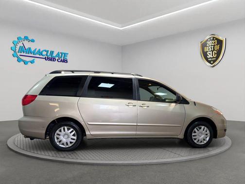 2009 Toyota Sienna CE