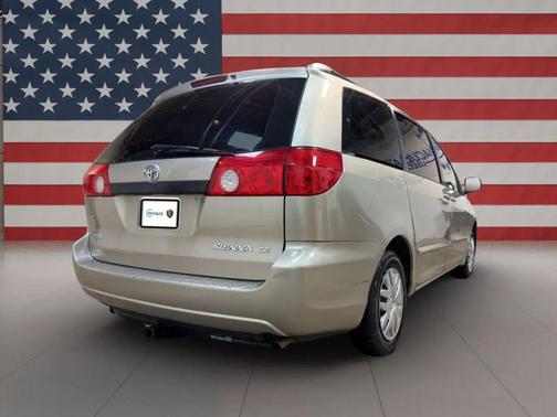 2009 Toyota Sienna CE