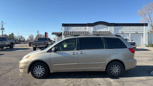 2009 Toyota Sienna CE