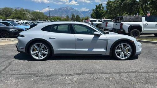 2021 Porsche Taycan Cross Turismo 4