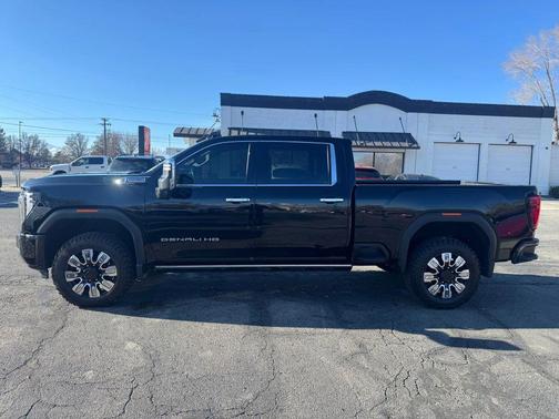 2024 GMC Sierra 3500 Denali