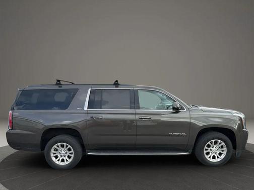 2020 GMC Yukon XL SLT