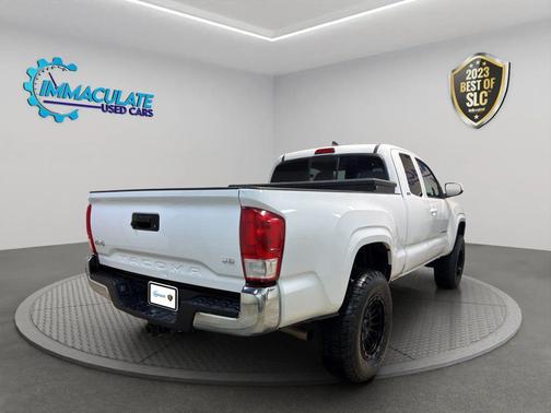 2016 Toyota Tacoma SR5