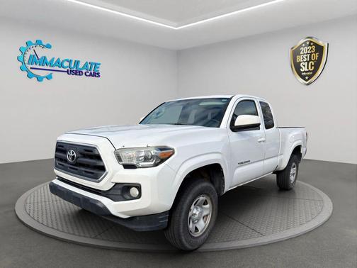 2016 Toyota Tacoma SR5
