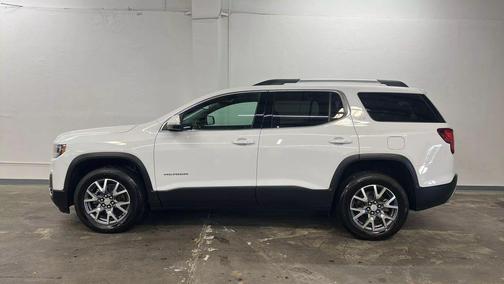 2023 GMC Acadia AWD SLT