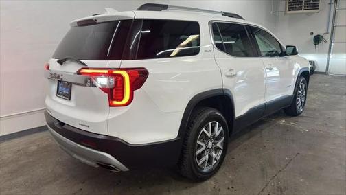 2023 GMC Acadia AWD SLT