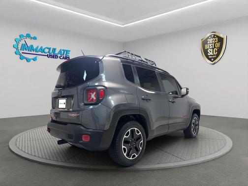 2016 Jeep Renegade Trailhawk