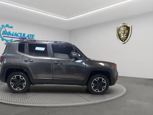 2016 Jeep Renegade Trailhawk