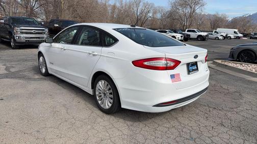 2016 Ford Fusion Hybrid SE