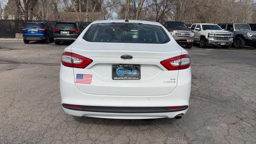 2016 Ford Fusion Hybrid SE