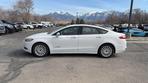 2016 Ford Fusion Hybrid SE