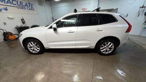 2018 Volvo XC60 T5 Momentum