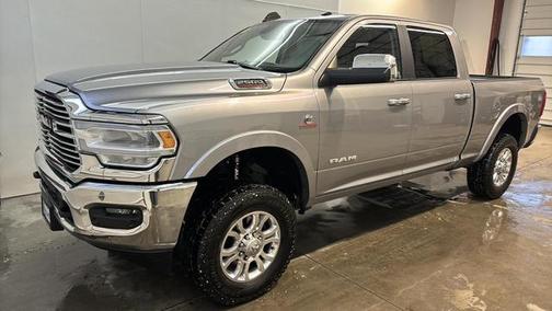 2020 RAM 2500 Laramie Crew Cab 4X4 6'4' Box