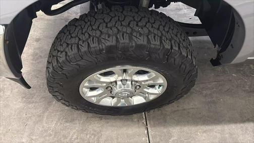 2020 RAM 2500 Laramie Crew Cab 4X4 6'4' Box