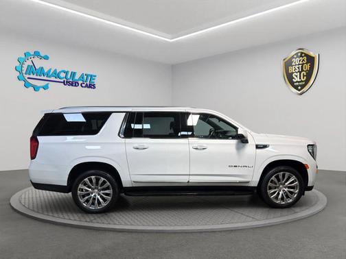 2022 GMC Yukon XL Denali