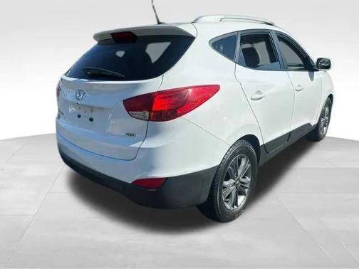2015 Hyundai TUCSON SE