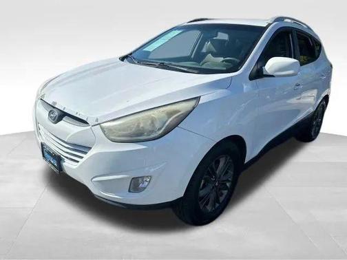 2015 Hyundai TUCSON SE