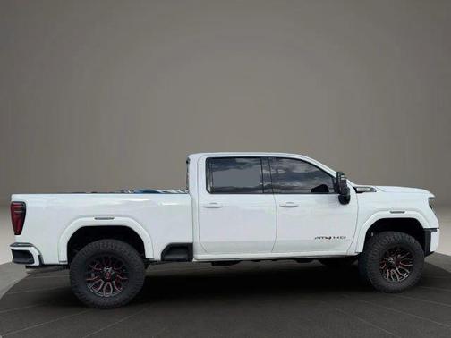 Summit White 2025 GMC Sierra 3500 AT4