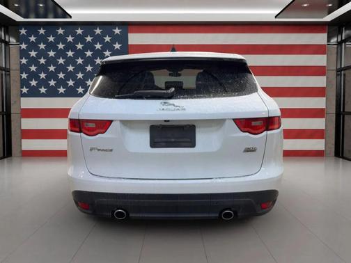 2020 Jaguar F-PACE 30t Prestige